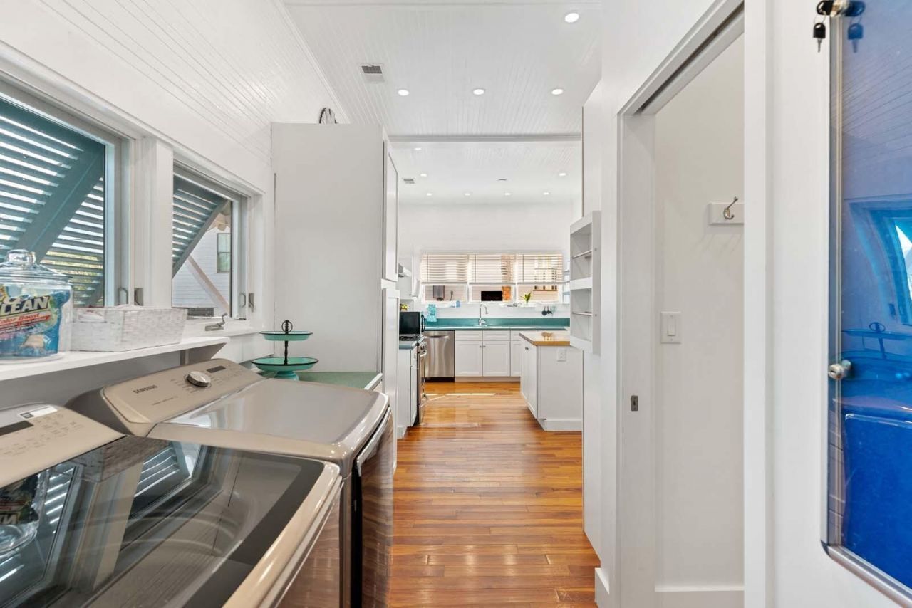 509 W Ashley Avenue Photo 37