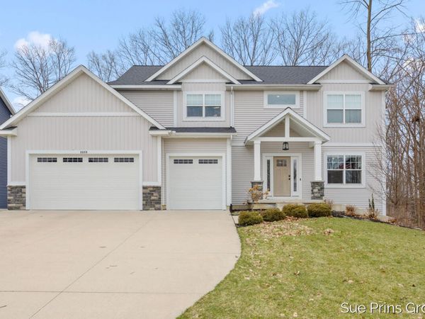 8089 Eagle Peak Drive, Jenison, MI 49428