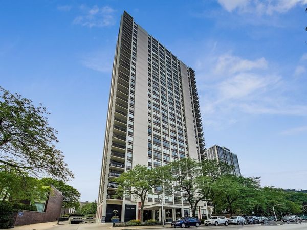 1455 N Sandburg Terrace , Unit 2901B, Chicago, IL 60610