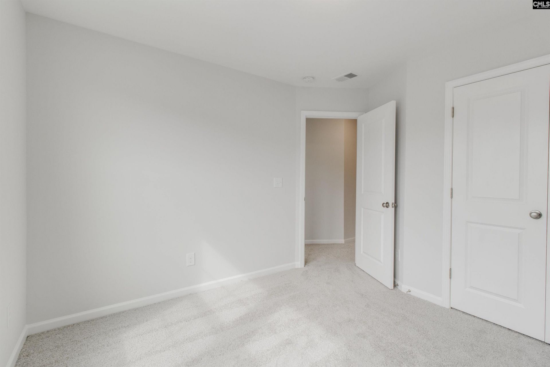 227 Laurinton Farms Drive Photo 20