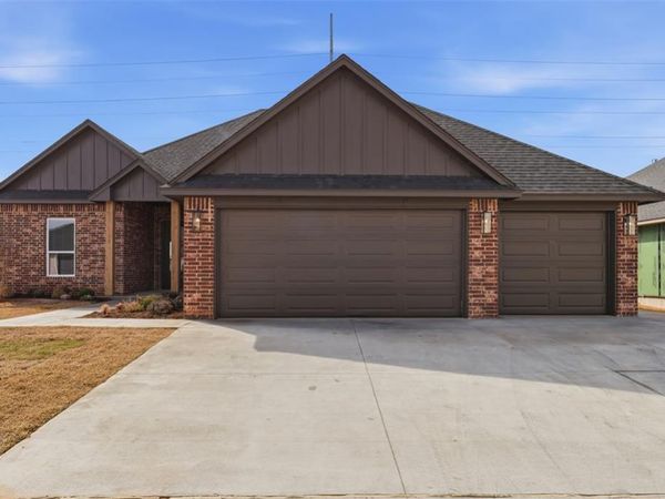 9316 NW 79th Terrace, Yukon, OK 73099