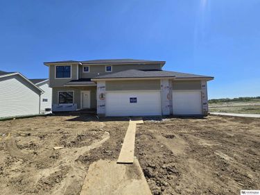 11003 N 159 Avenue, Bennington, NE 68007