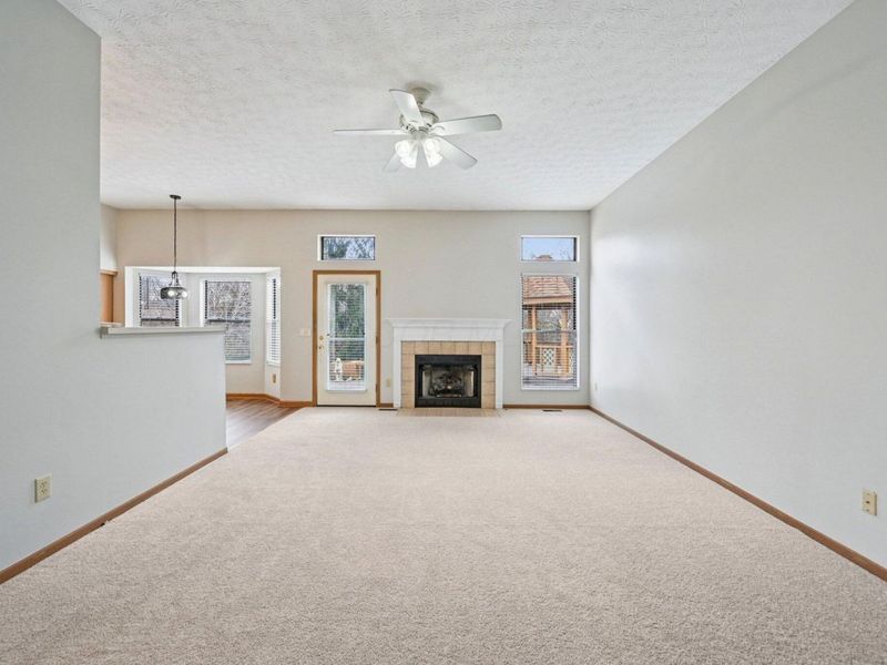 2091 Mayflower Circle, Grove City, OH 43123 Photo 14