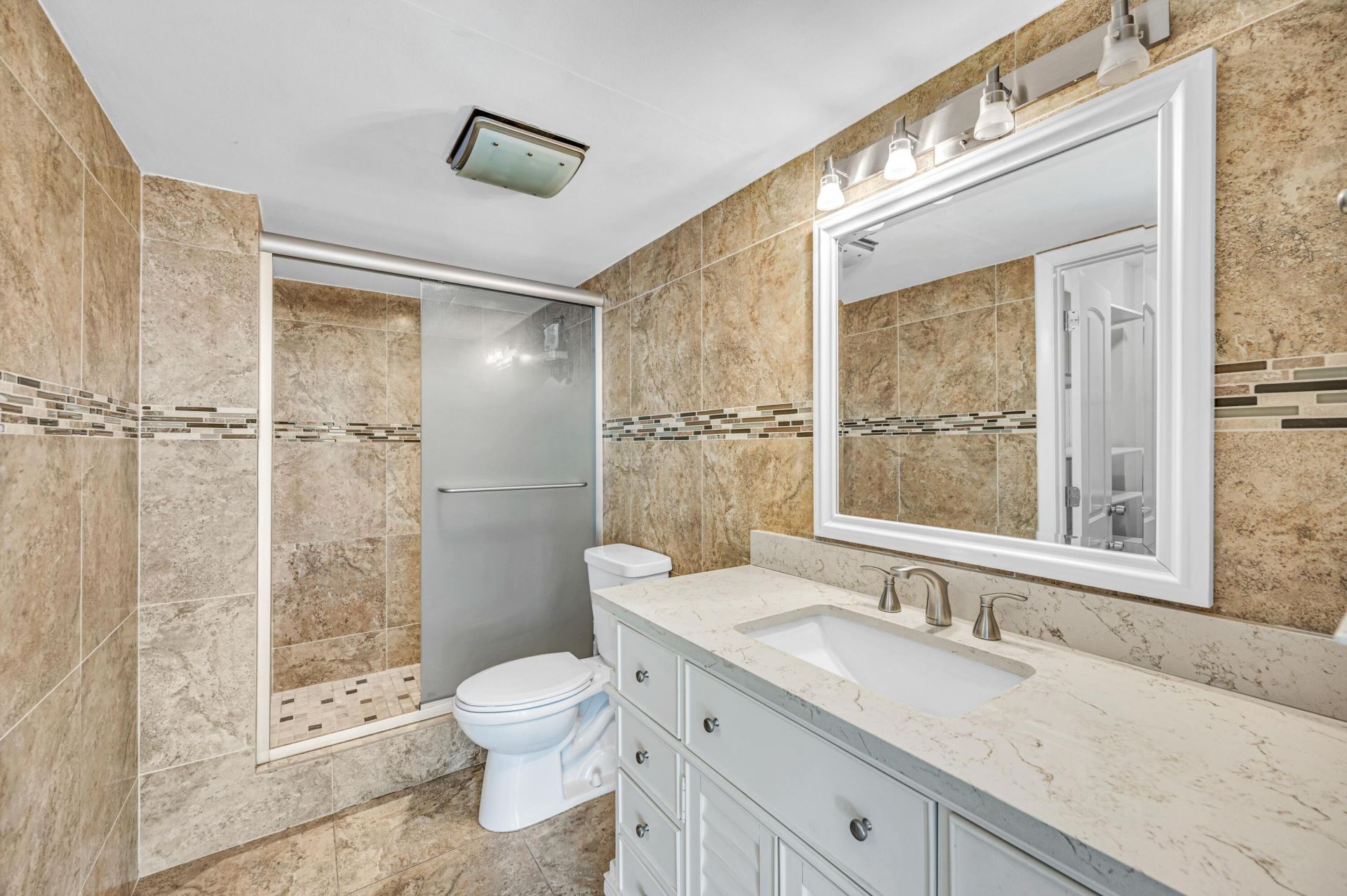 525 N Ocean Boulevard, Unit 1217, Pompano Beach, FL 33062 Photo