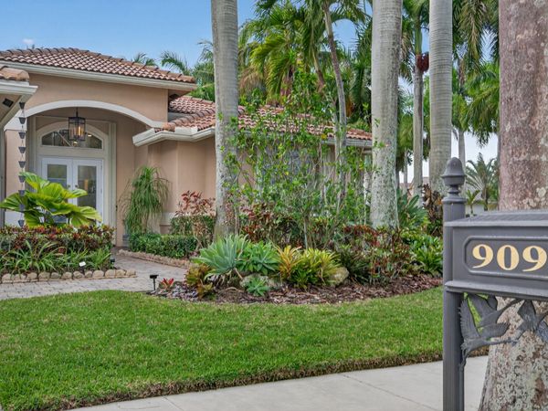 909 Stillwater Court, Weston, FL 33327
