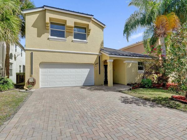 5367 NW 106th Drive, Coral Springs, FL 33076
