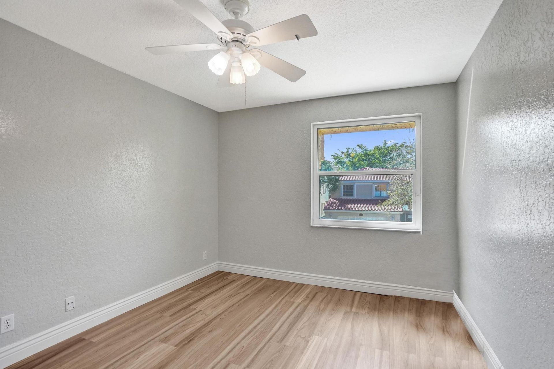 5367 NW 106th Drive, Coral Springs, FL 33076 Photo