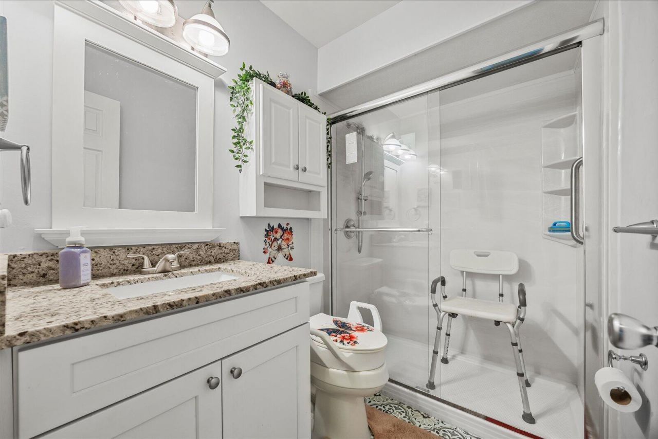 949 SE Breakwater Avenue, Port Saint Lucie, FL 34983 Photo