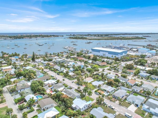 176 E 24th Street, Riviera Beach, FL 33404