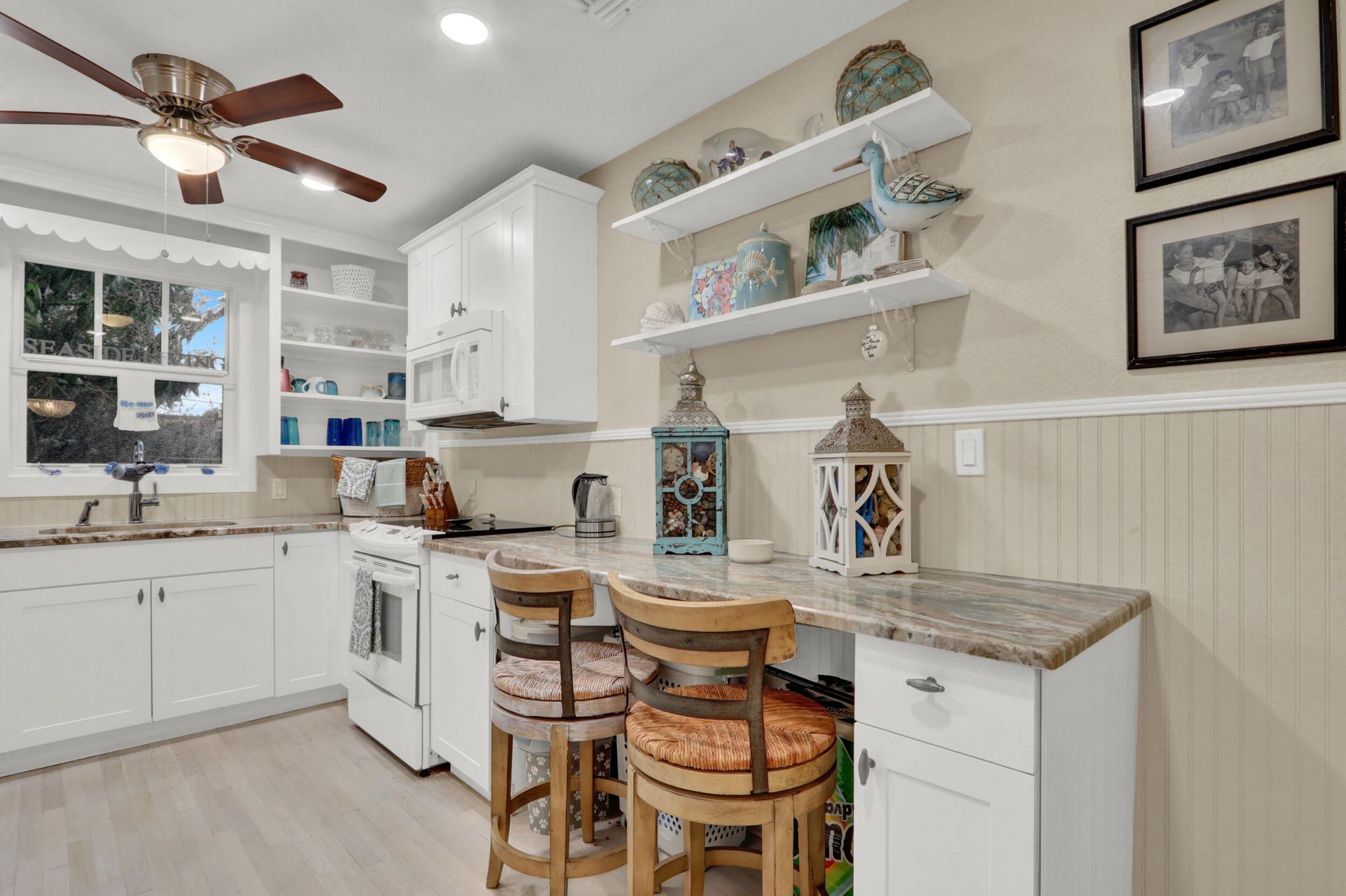 176 E 24th Street, Riviera Beach, FL 33404 Photo