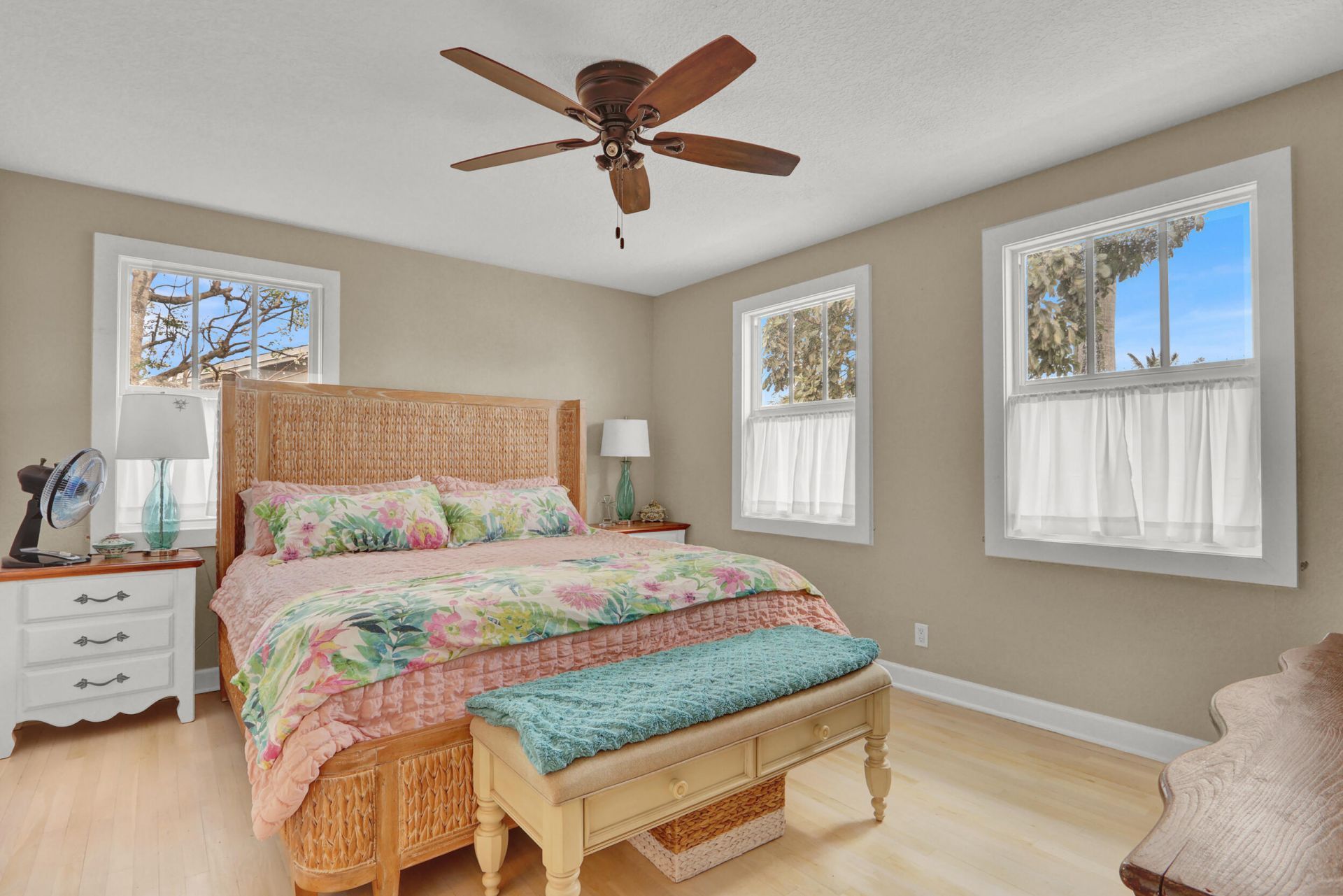 176 E 24th Street, Riviera Beach, FL 33404 Photo