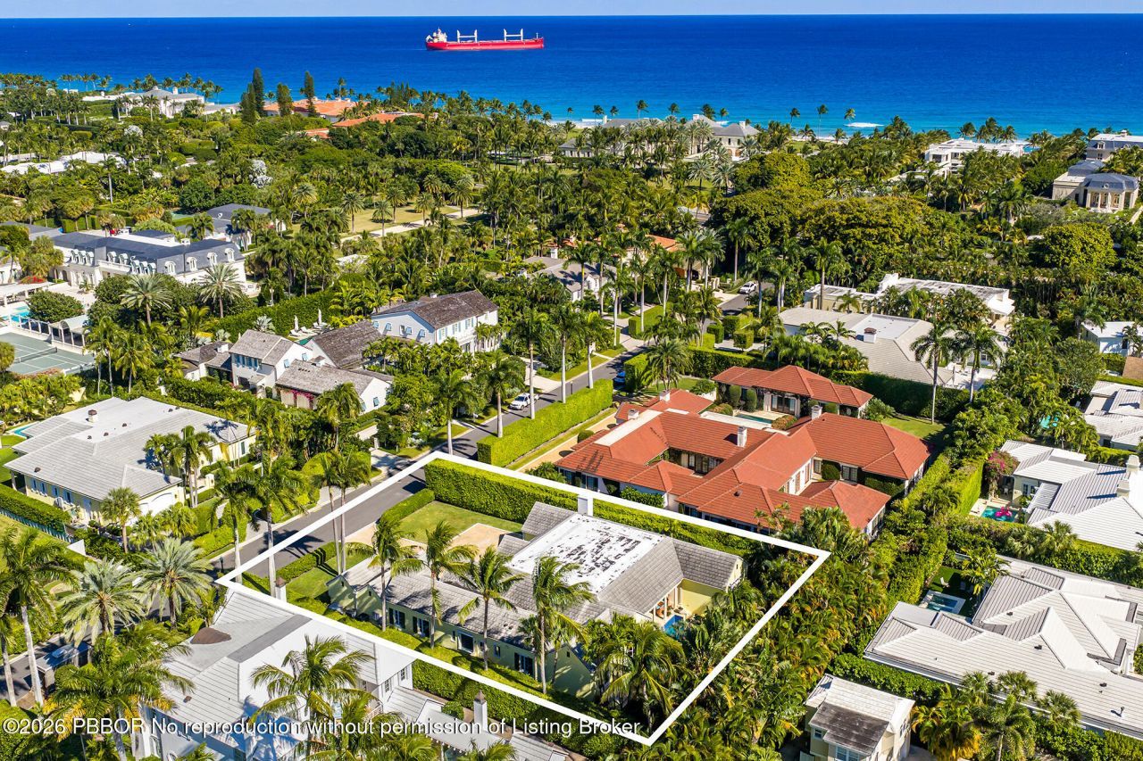 240 Tangier Avenue, Palm Beach, FL 33480 Photo