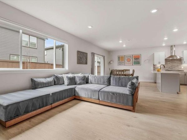 21512 SE Etna Place, Bend, OR 97702