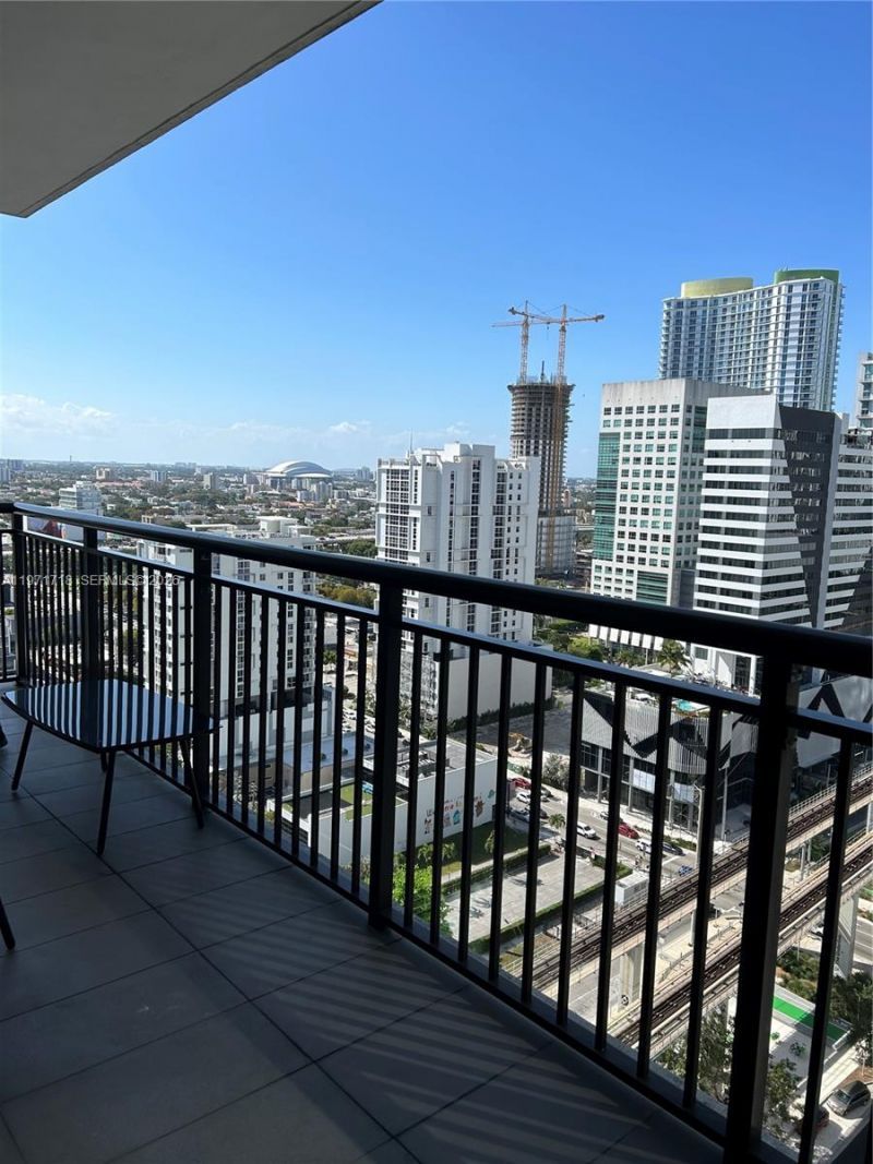 999 SW 1st Ave, Unit 2114, Miami, FL 33130 Photo