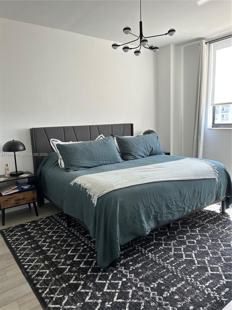 999 SW 1st Ave, Unit 2114, Miami, FL 33130 Photo