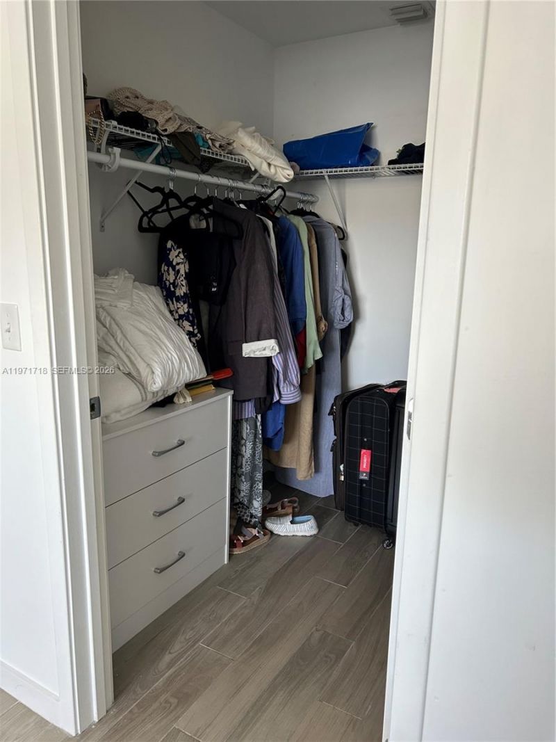 999 SW 1st Ave, Unit 2114, Miami, FL 33130 Photo