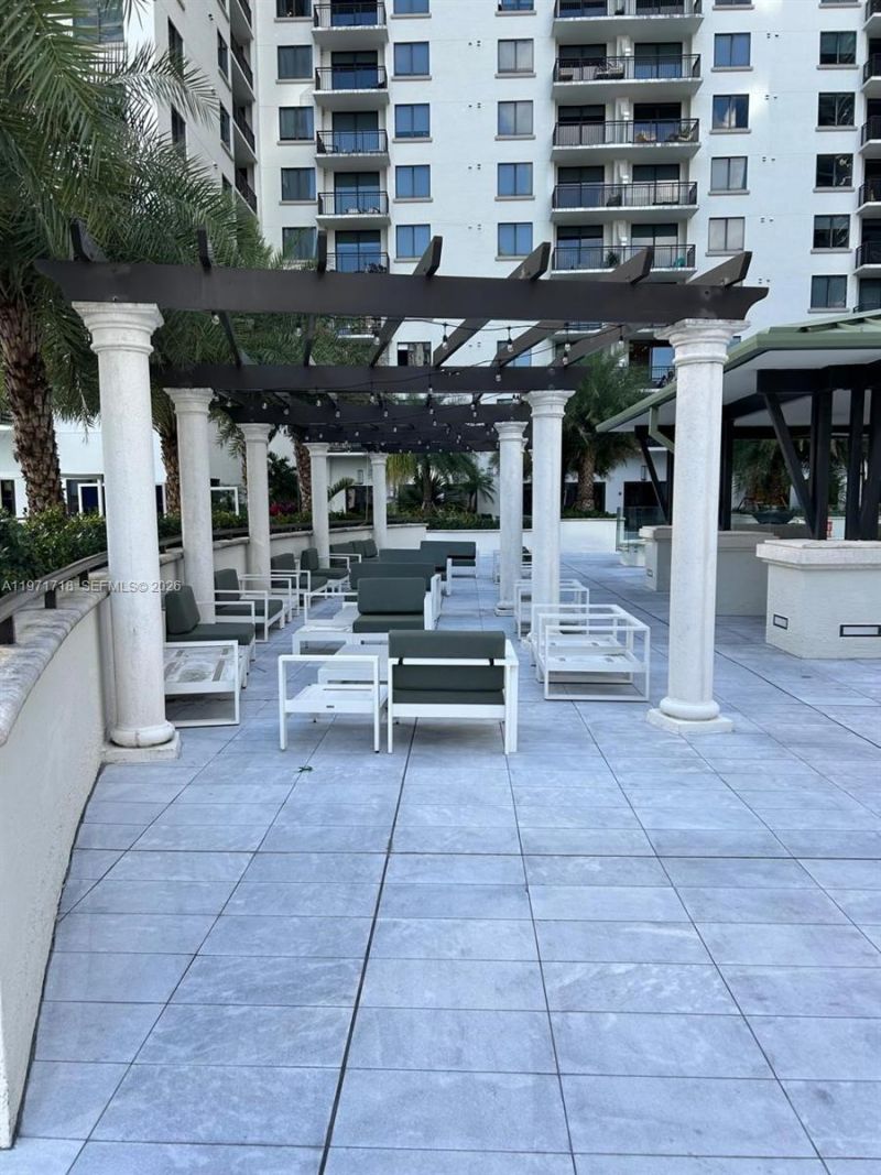 999 SW 1st Ave, Unit 2114, Miami, FL 33130 Photo