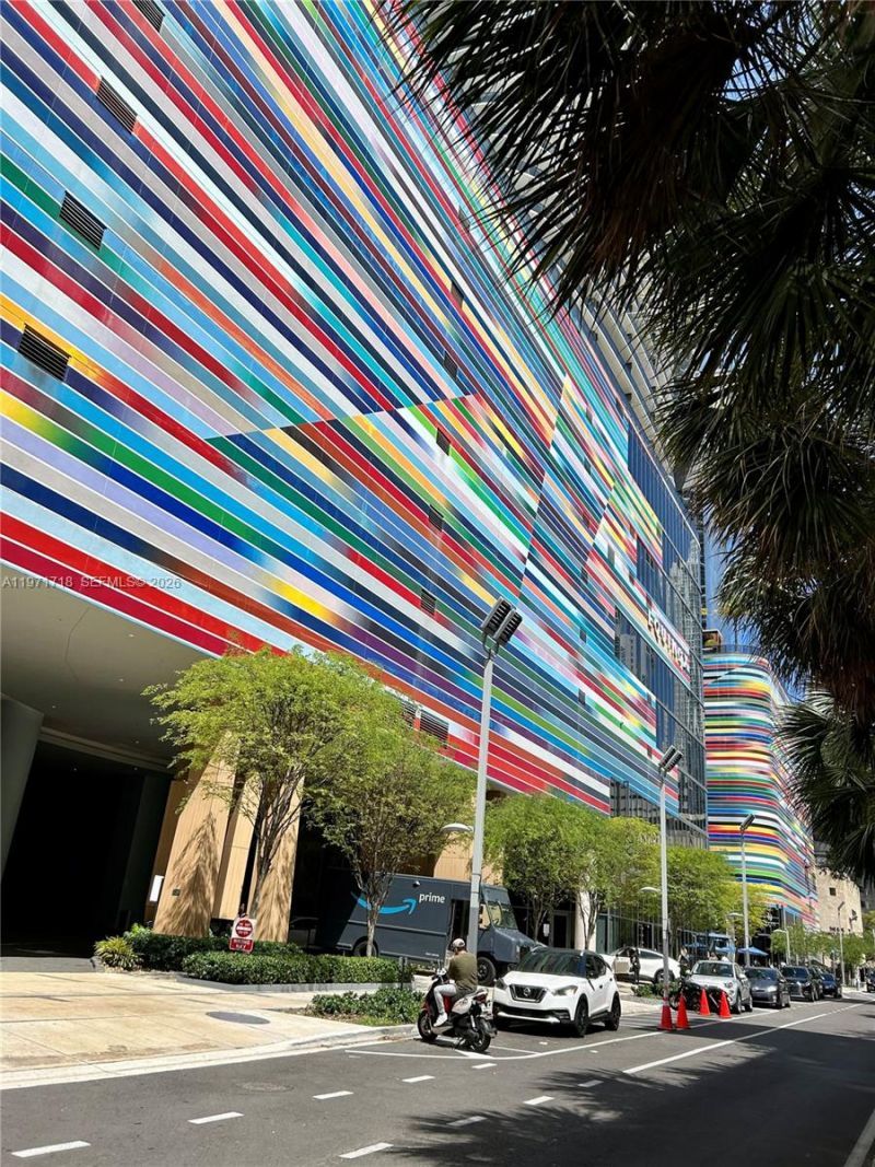 999 SW 1st Ave, Unit 2114, Miami, FL 33130 Photo