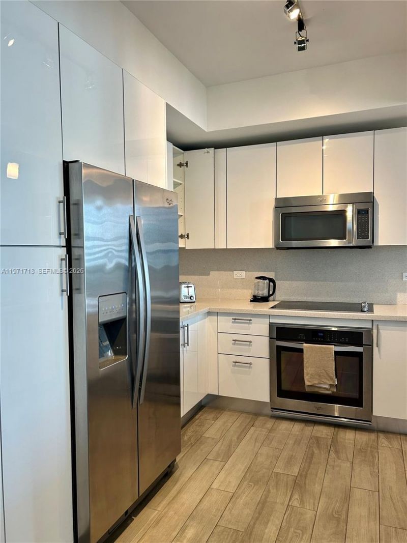 999 SW 1st Ave, Unit 2114, Miami, FL 33130 Photo