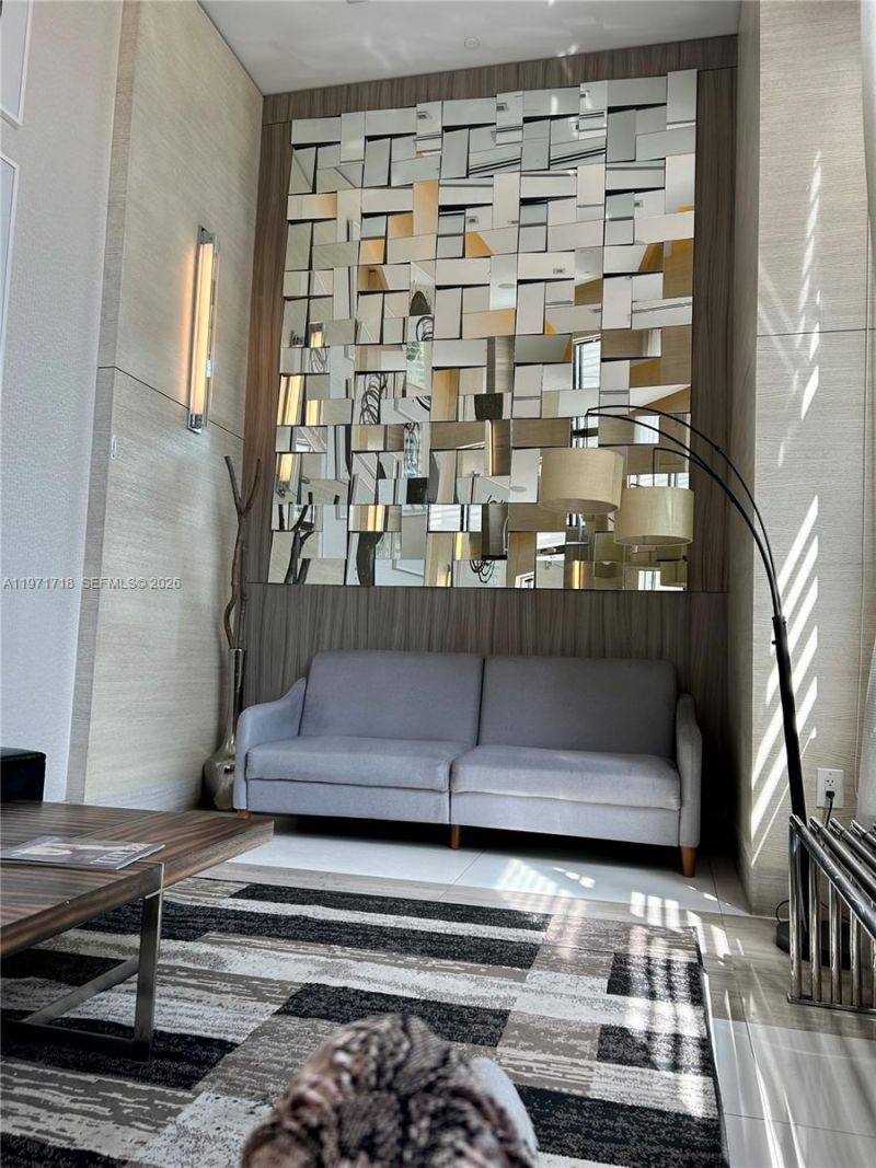 999 SW 1st Ave, Unit 2114, Miami, FL 33130 Photo