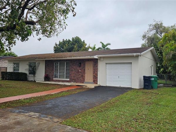 12320 SW 105th St , Miami, FL 33186