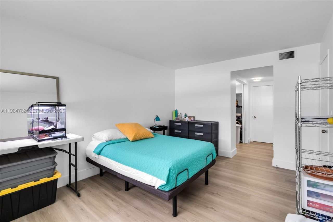 1101 Hillcrest Ct, Unit 206, Hollywood, FL 33021 Photo