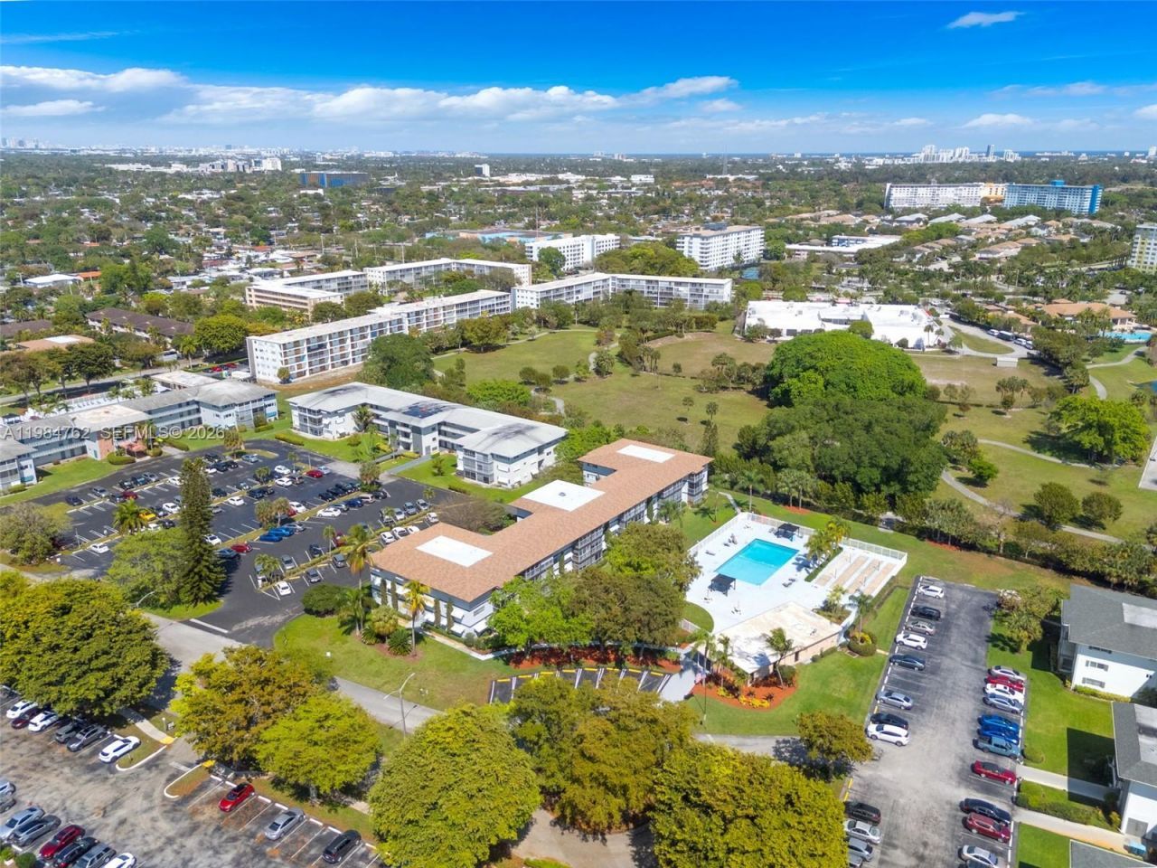 1101 Hillcrest Ct, Unit 206, Hollywood, FL 33021 Photo