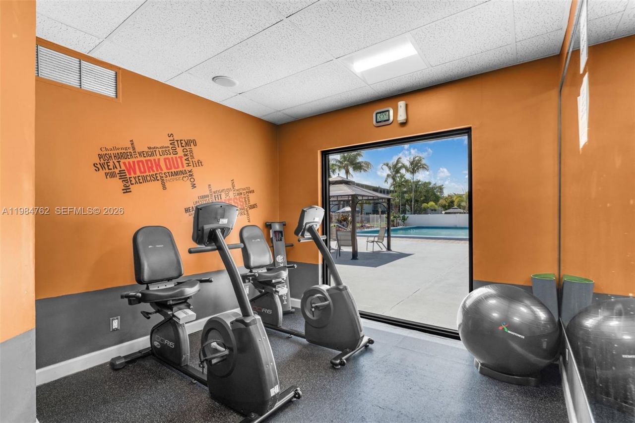 1101 Hillcrest Ct, Unit 206, Hollywood, FL 33021 Photo