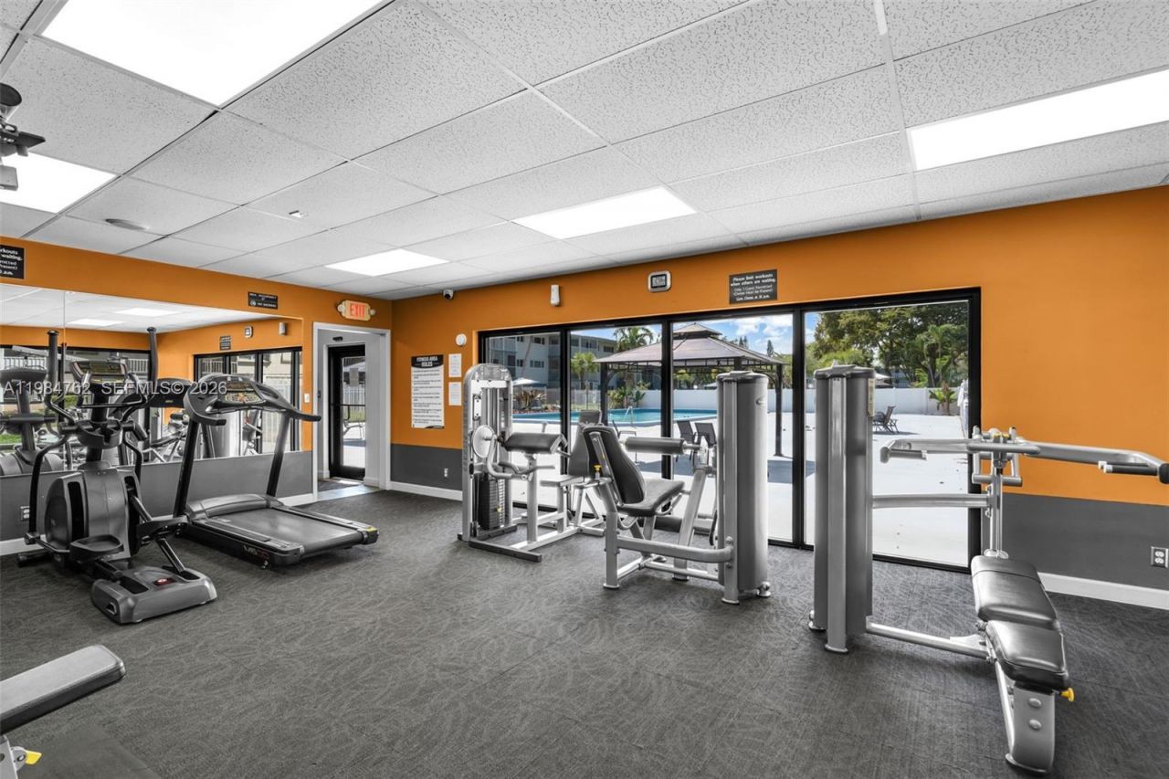 1101 Hillcrest Ct, Unit 206, Hollywood, FL 33021 Photo