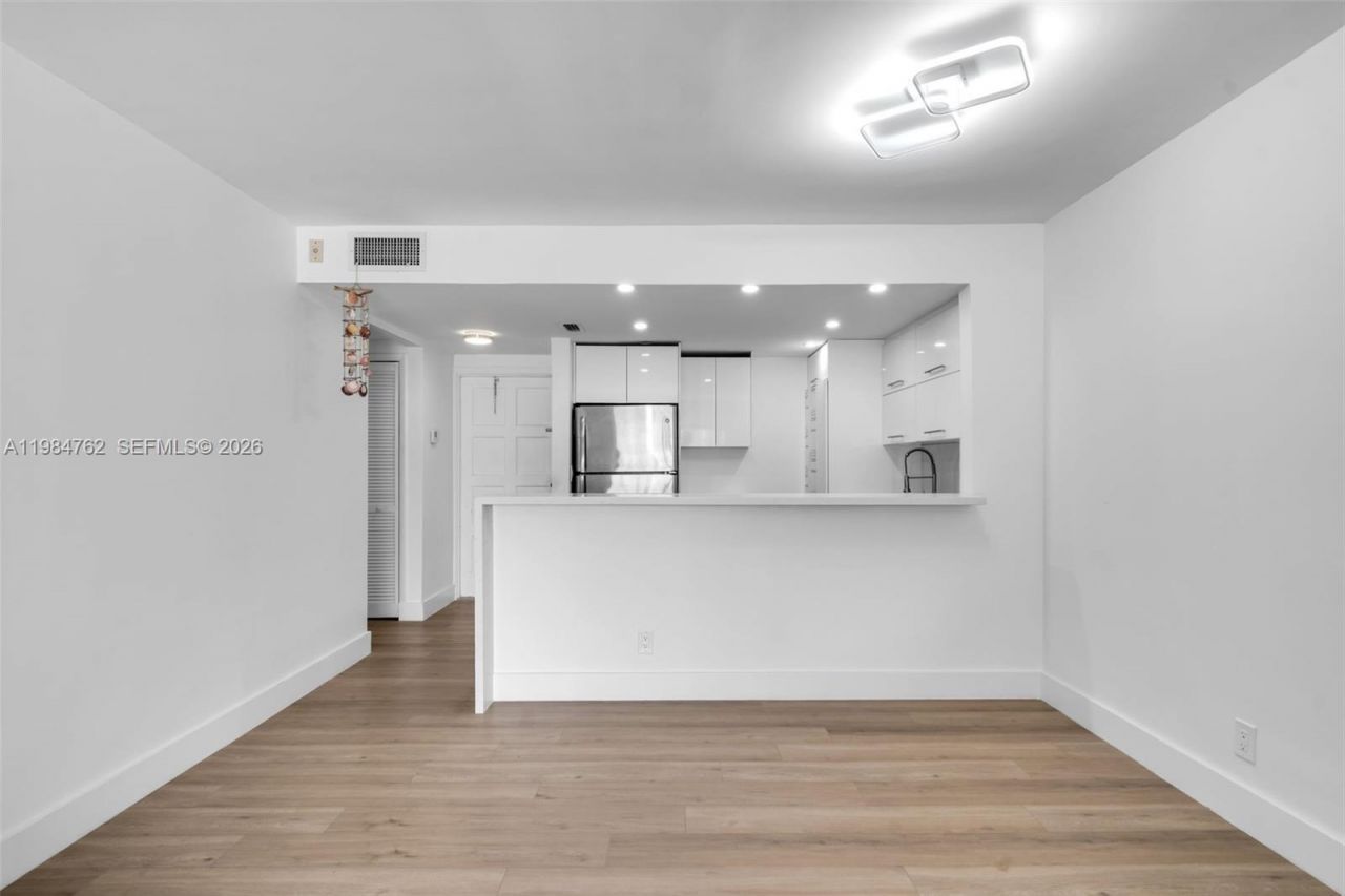 1101 Hillcrest Ct, Unit 206, Hollywood, FL 33021 Photo