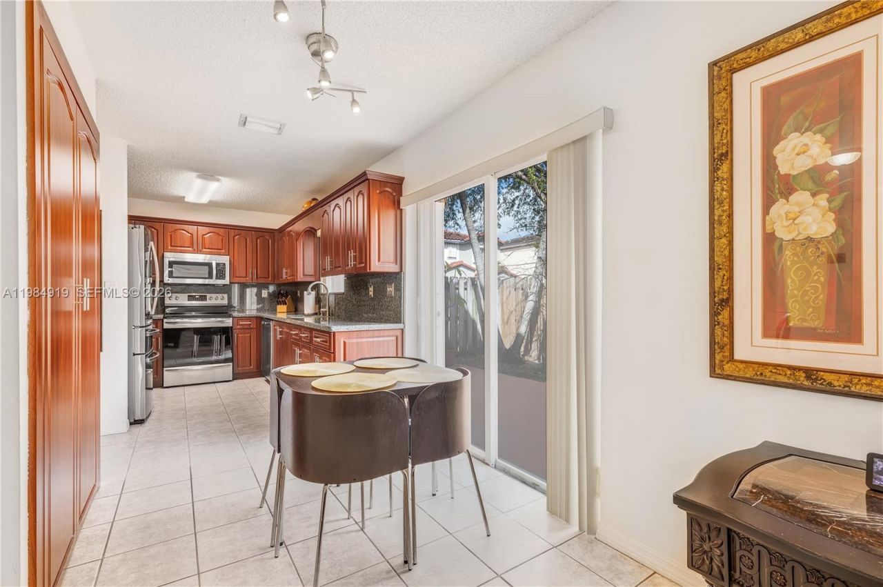 16323 SW 97th St, Miami, FL 33196 Photo