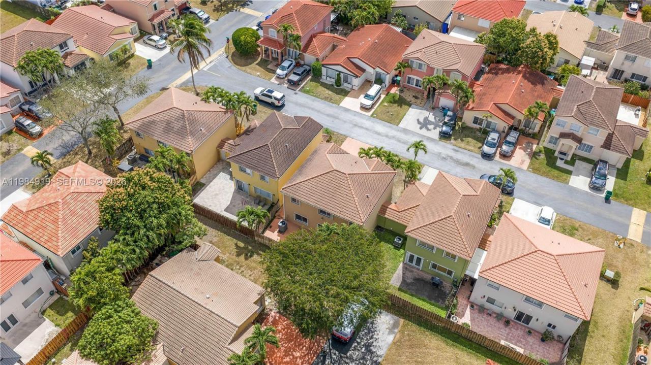 16323 SW 97th St, Miami, FL 33196 Photo