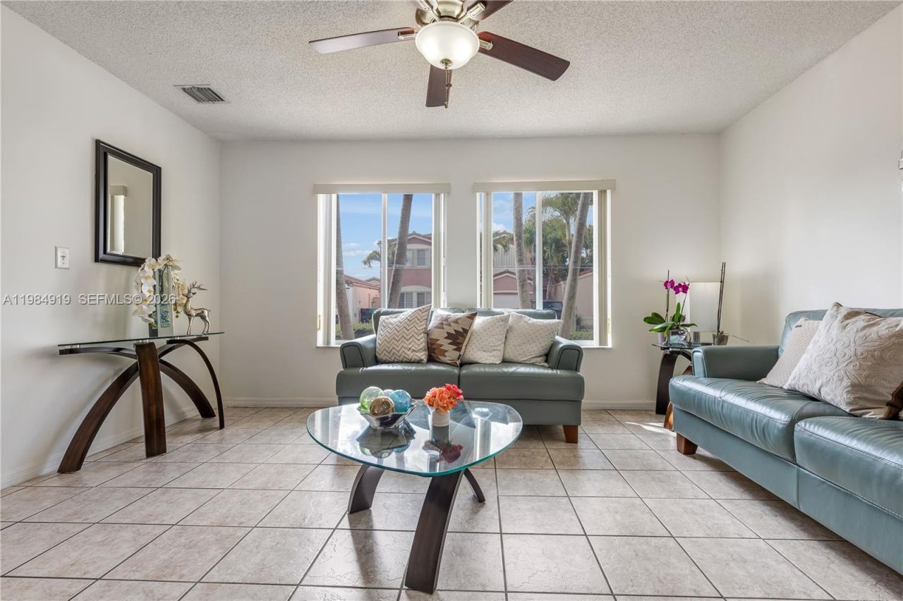 16323 SW 97th St, Miami, FL 33196 Photo