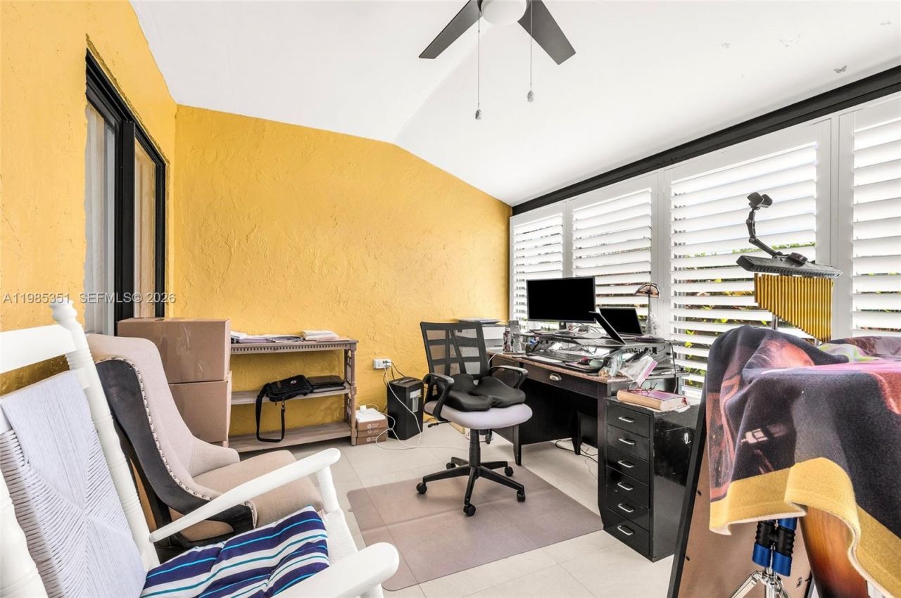 2640 W Gately Dr W, Unit 1102, West Palm Beach, FL 33415 Photo