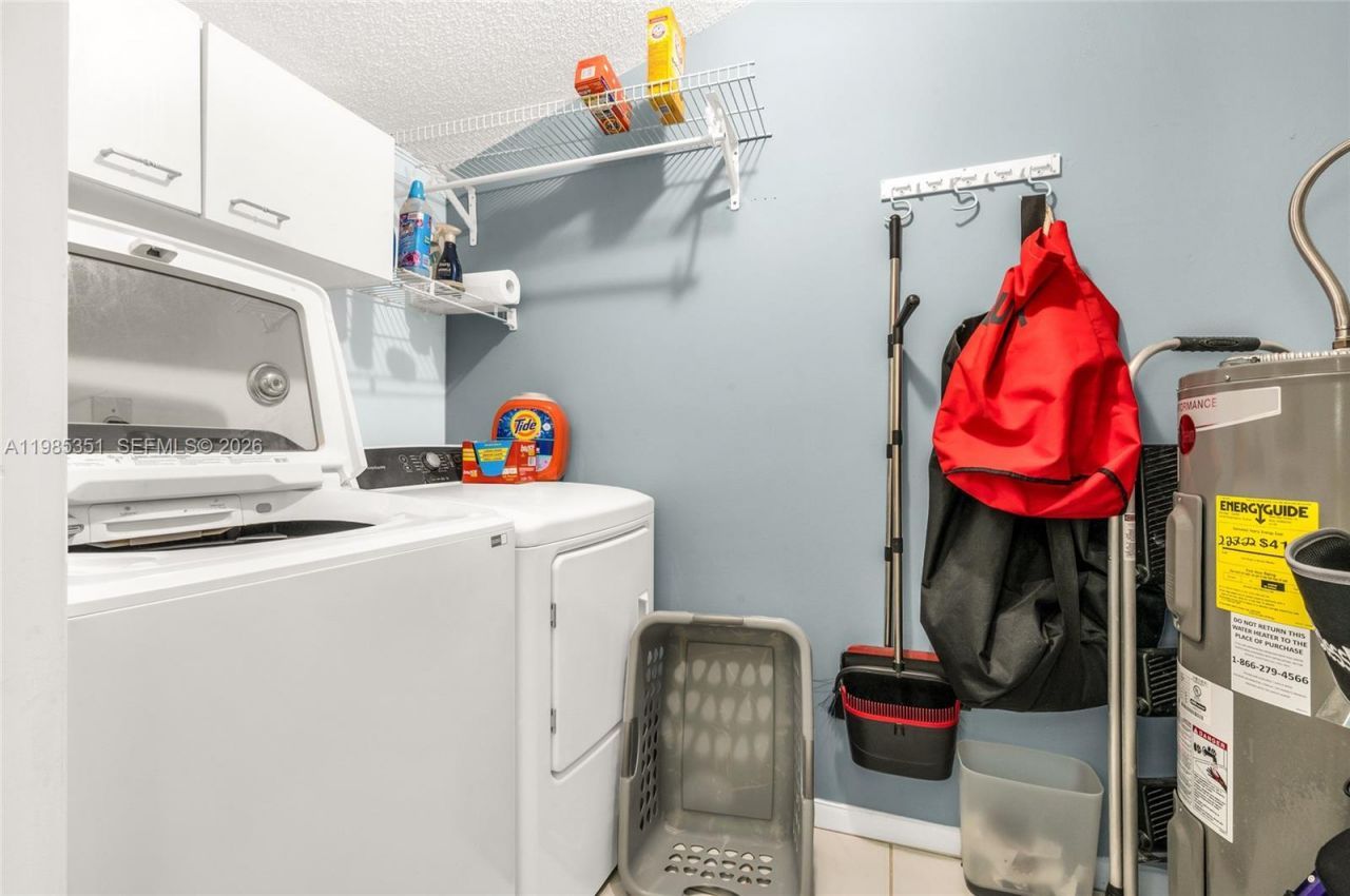 2640 W Gately Dr W, Unit 1102, West Palm Beach, FL 33415 Photo