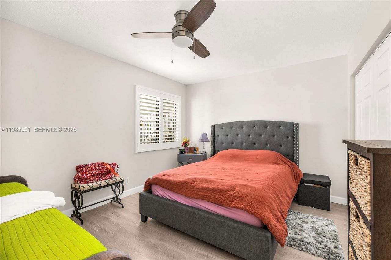 2640 W Gately Dr W, Unit 1102, West Palm Beach, FL 33415 Photo