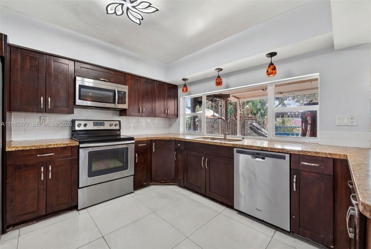 20211 NW 4th Ave , Miami Gardens, FL 33169 Photo