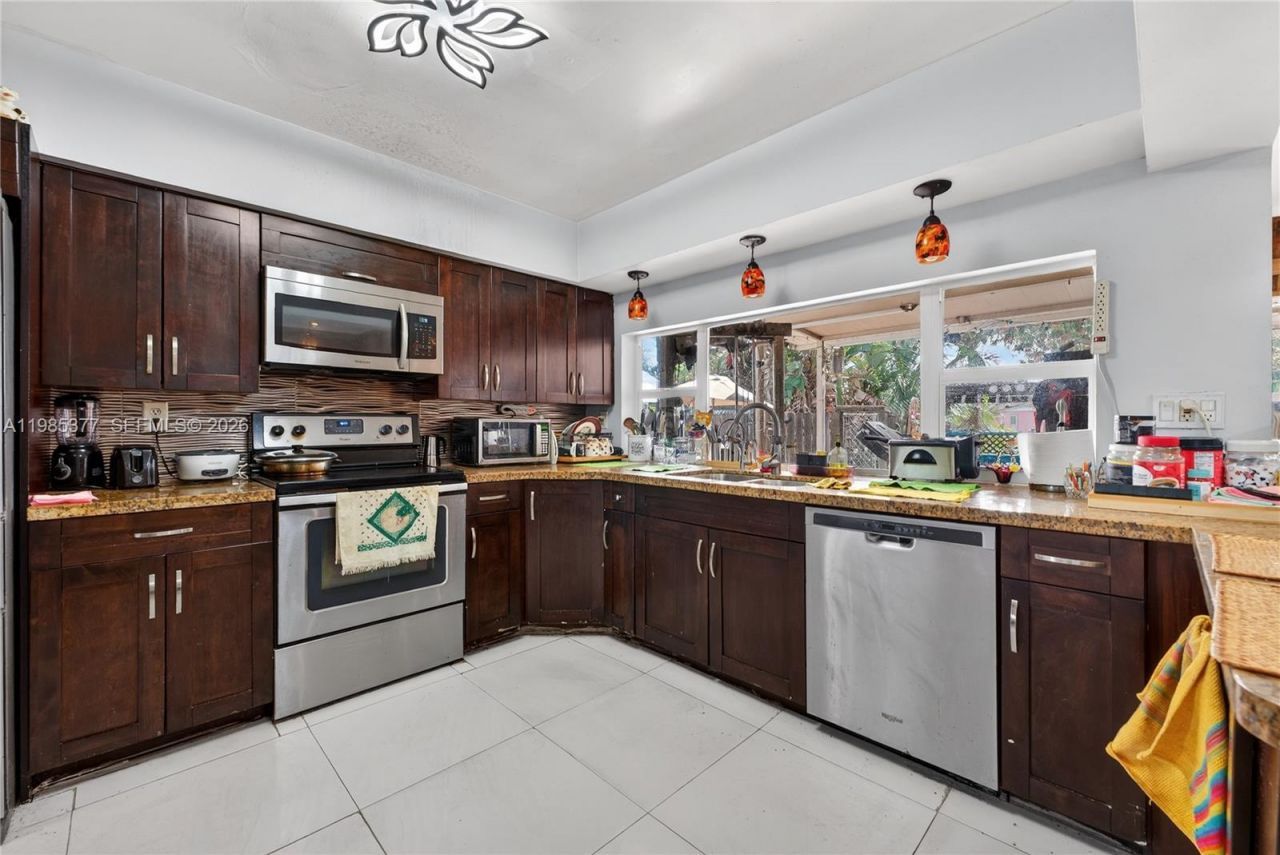 20211 NW 4th Ave , Miami Gardens, FL 33169 Photo