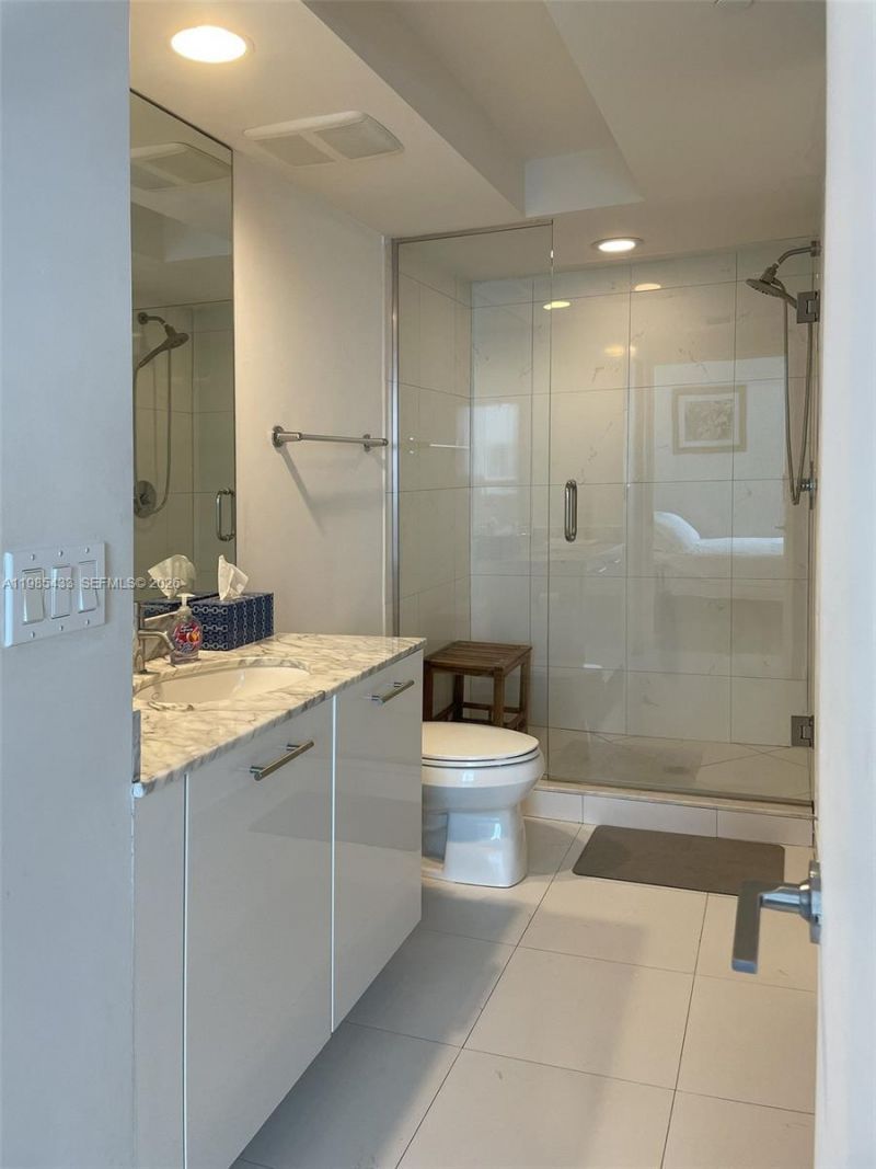 55 SE 6th St, Unit 1407, Miami, FL 33131 Photo