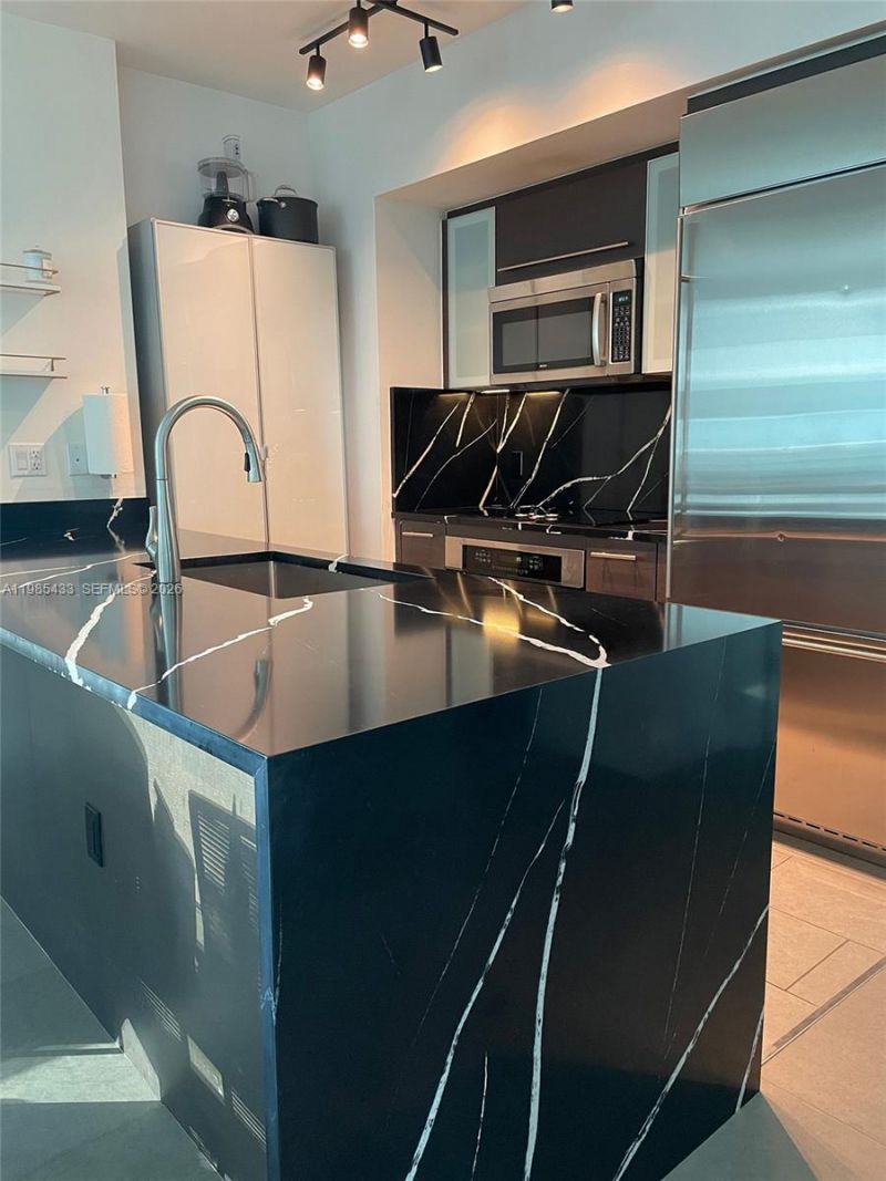 55 SE 6th St, Unit 1407, Miami, FL 33131 Photo