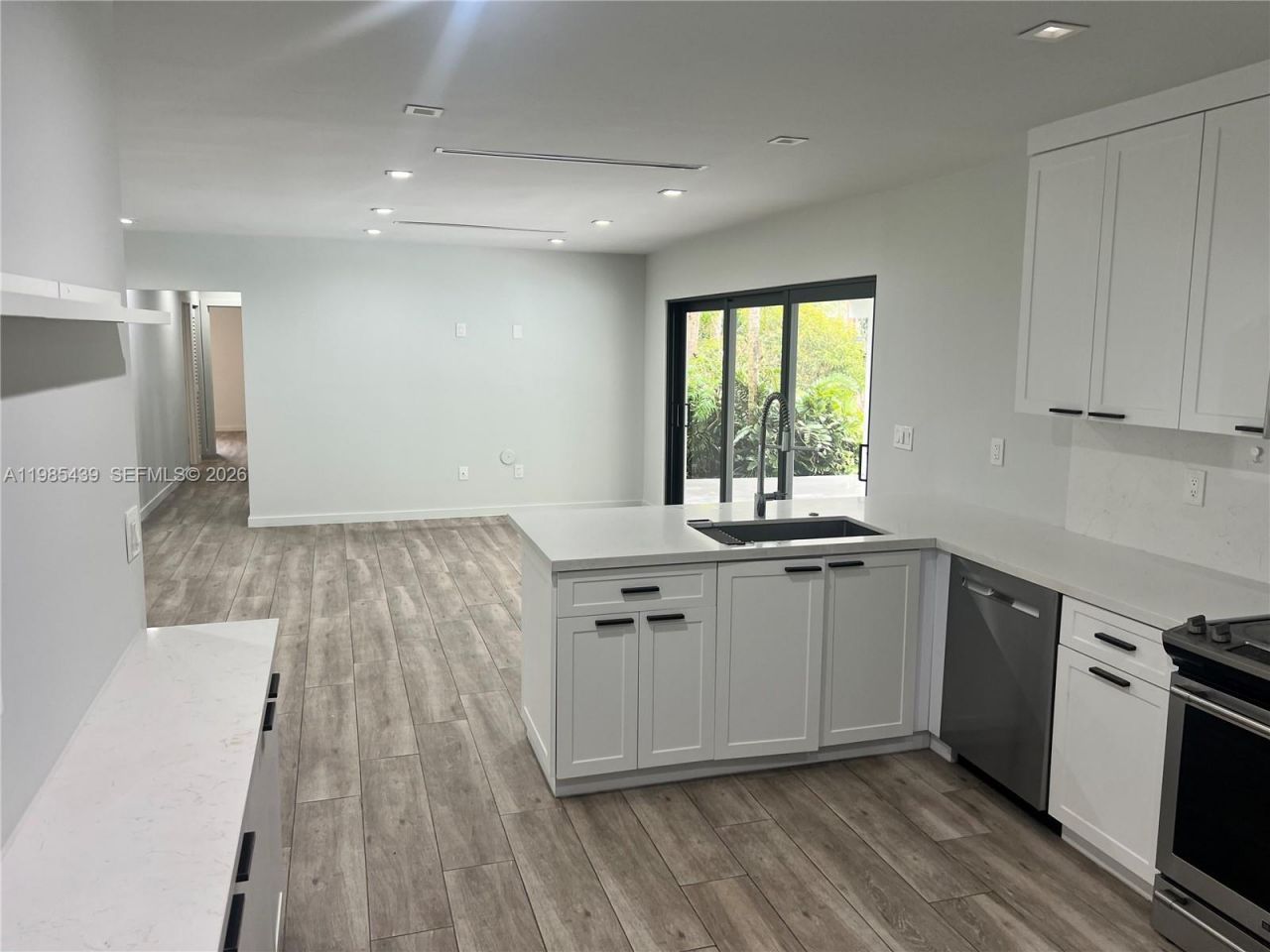 7340 SW 105th Ter, Pinecrest, FL 33156 Photo