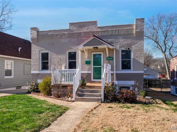 4044 Walsh Street , St Louis, MO 63116