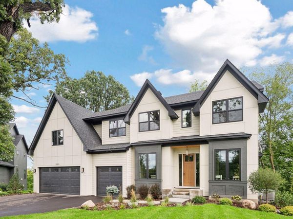 5571 Rolling Hills Parkway , Victoria, MN 55318