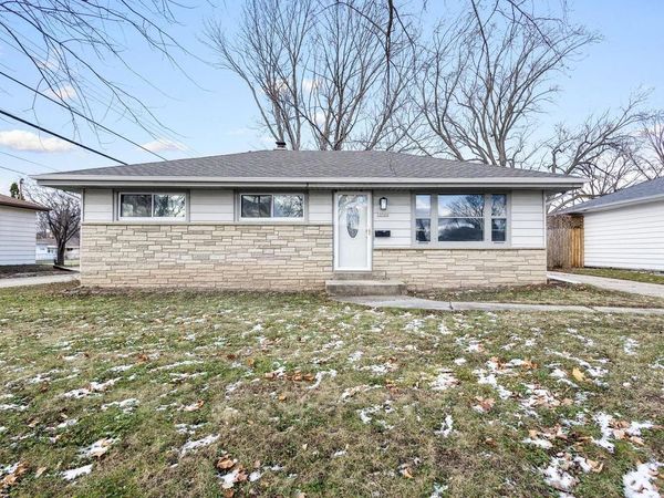 10500 W Rae AVENUE, Milwaukee, WI 53225