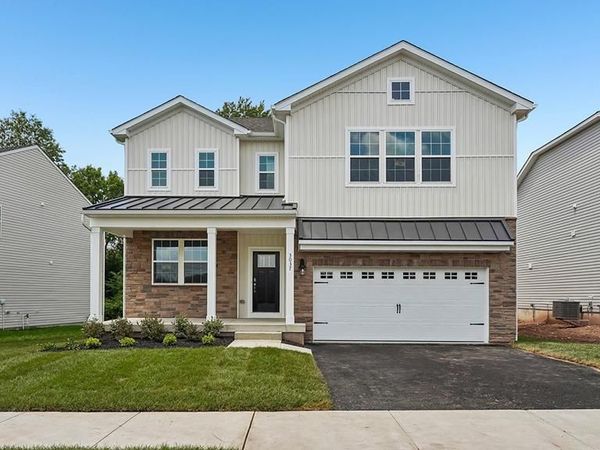 3037 MARTHA WAY, PENNSBURG, PA 18073