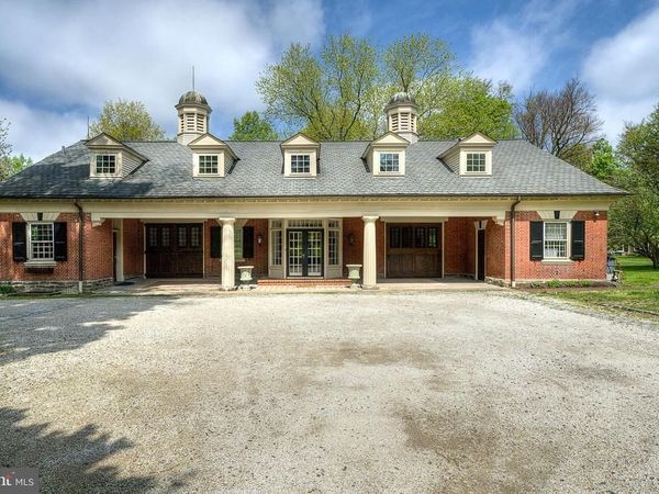 511 W MORELAND AVENUE, PHILADELPHIA, PA 19118