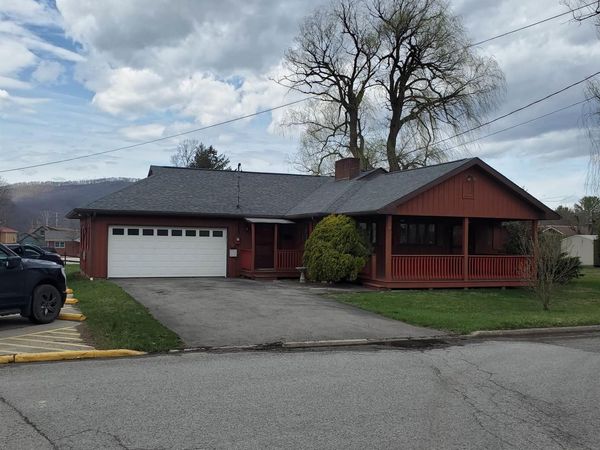 1 Goff Street, Elkins, WV 26241