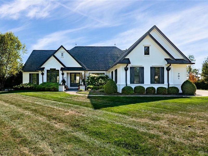 701 Grand Wood Court, Clearcreek Township, OH 45066 Photo 1