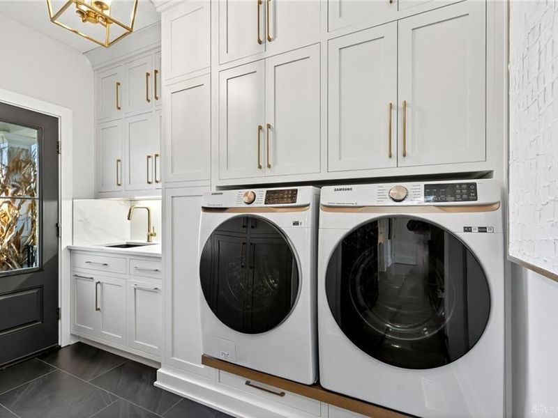 701 Grand Wood Court, Clearcreek Township, OH 45066 Photo 38