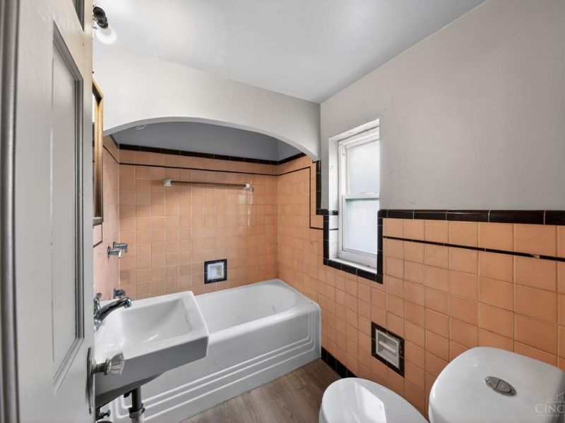 2406 Montana Avenue, Cincinnati, OH 45211 Photo 20